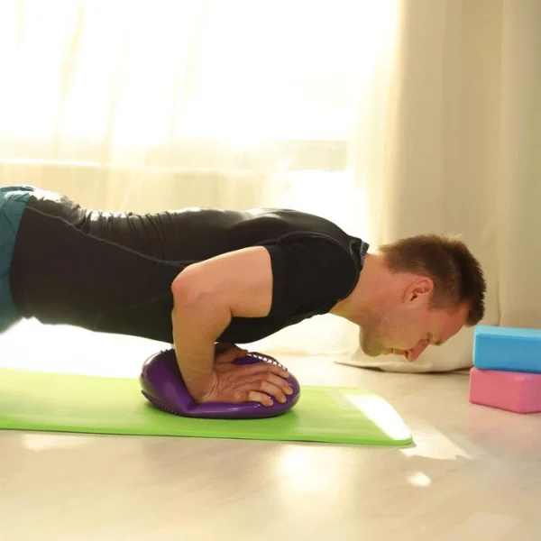 Balancekissen Relaxdays Ø 33cm, Rot, Orthopädisches Ballsitzkissen 6