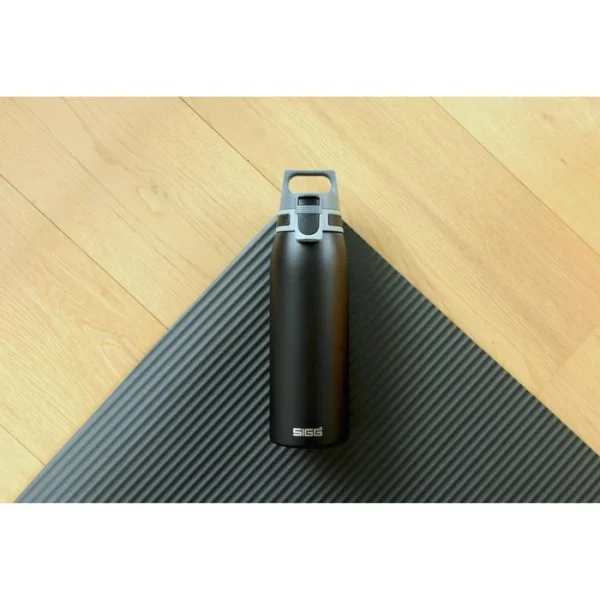 SIGG Trinkflasche Shield ONE Black, 1 L, Edelstahl, Schwarz 6