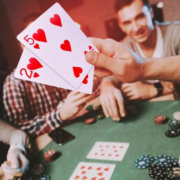 Relaxdays Spielkarten 10023627, Jumbo Pokerkarten, 54 XXL-Karten, Plastik, Anglo-Amerikanisches Bild 7