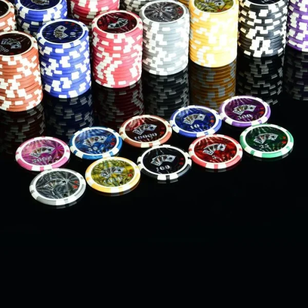Nexos Pokerchips OCEAN-CHAMPION-CHIP, 50 Stück, Laserchips, Metallkern, 12g, Ø 4cm, Blau, Wert 10 5
