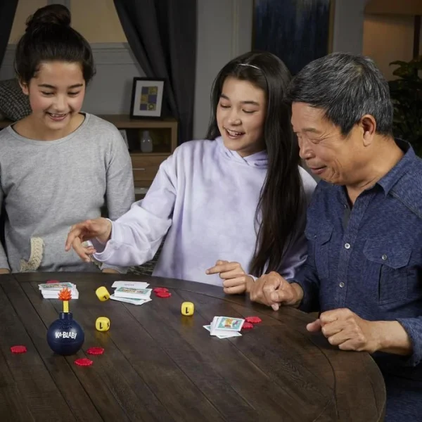 Hasbro Kartenspiel F2562 Ka-Blab!, Ab 10 Jahre, 2-6 Spieler 5