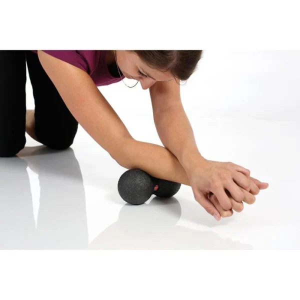 BLACKROLL Massageball Duoball 12, Faszien-Duoball, Schaumstoff, 12cm Ø, Schwarz 3